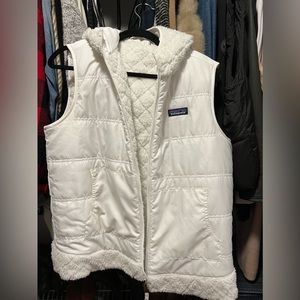 Reversible Patagonia White Vest